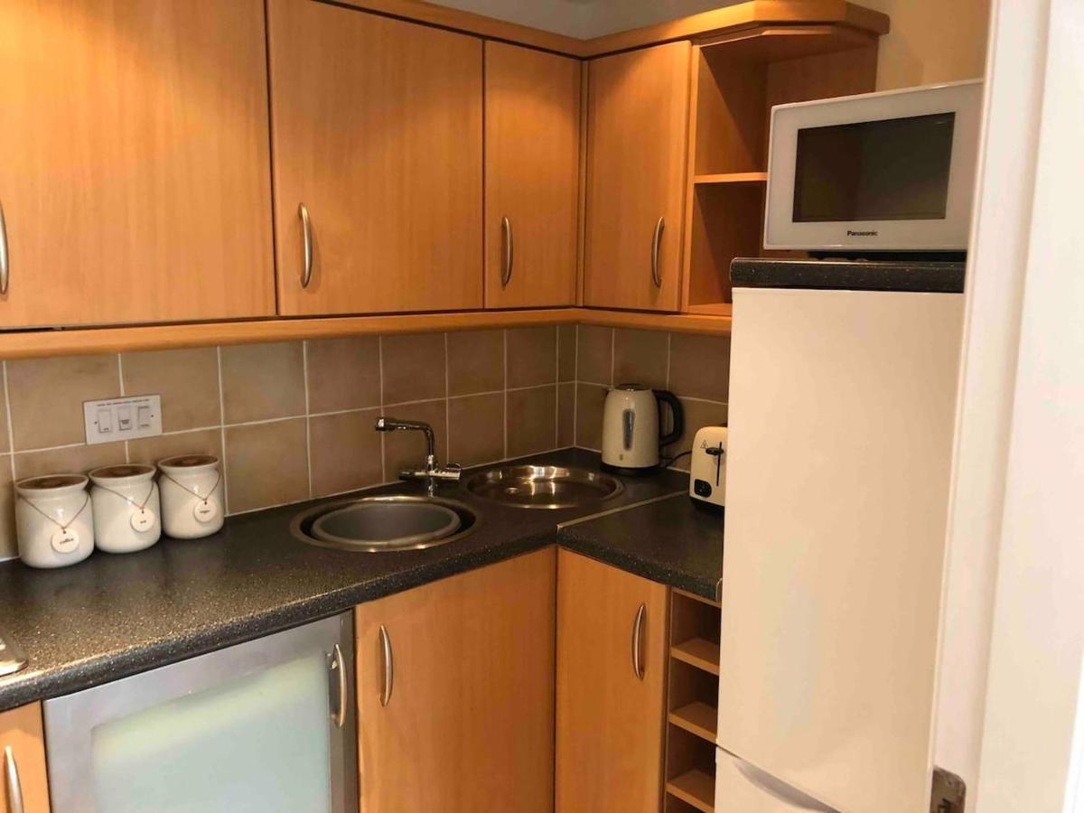 Lovely 1-Bed House In Stirling Buitenkant foto