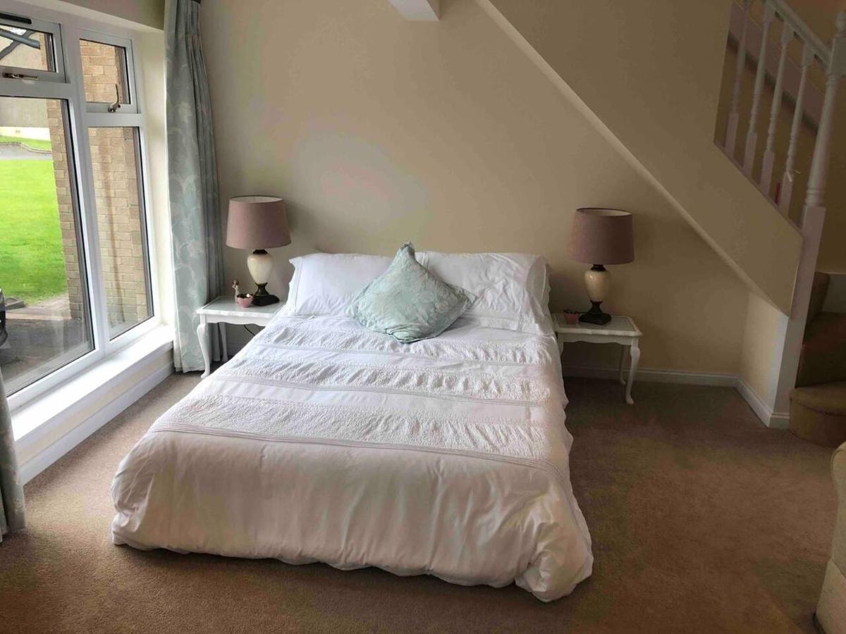 Lovely 1-Bed House In Stirling Buitenkant foto
