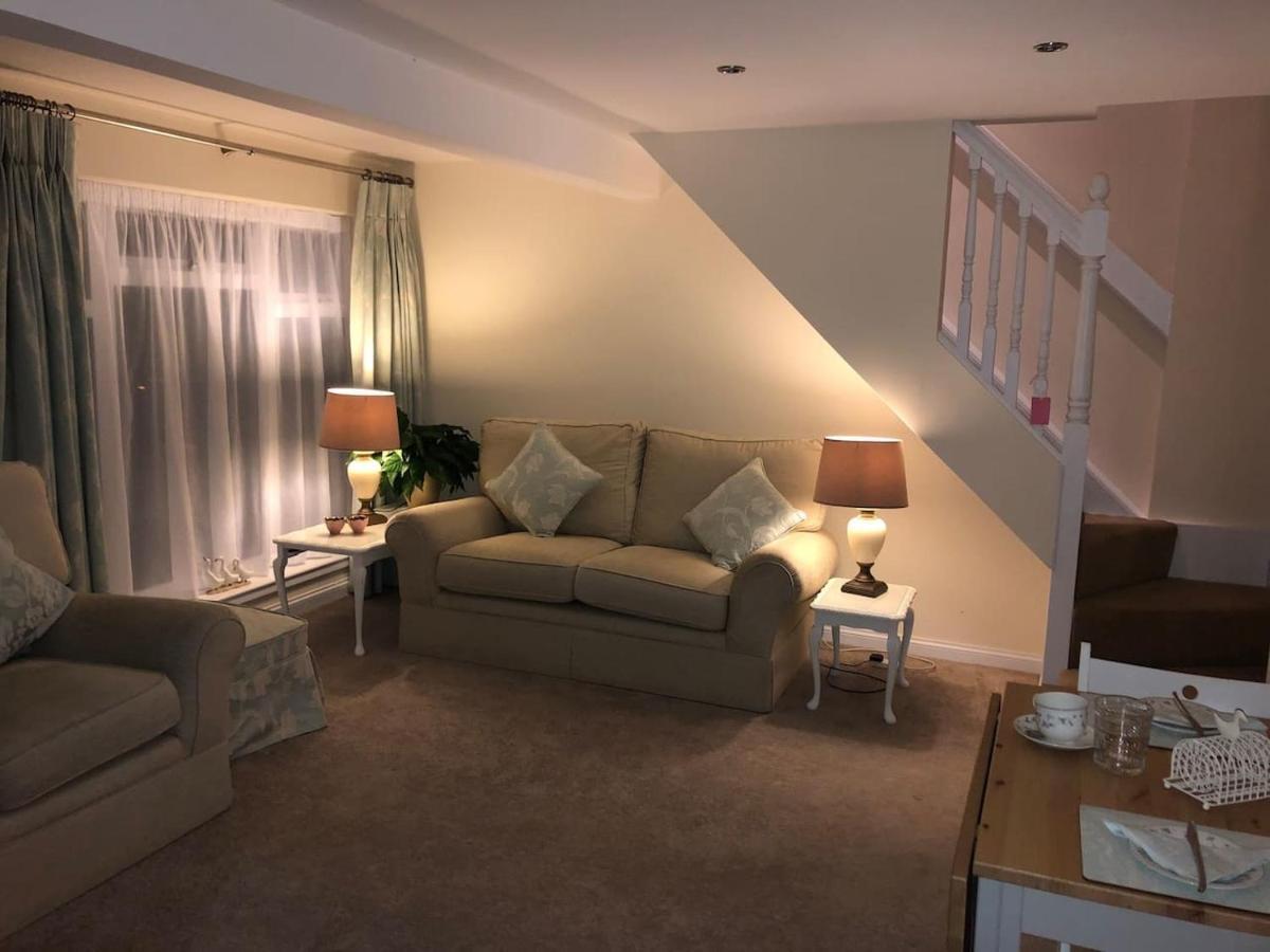 Lovely 1-Bed House In Stirling Buitenkant foto