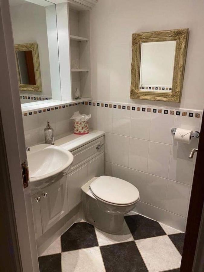 Lovely 1-Bed House In Stirling Buitenkant foto